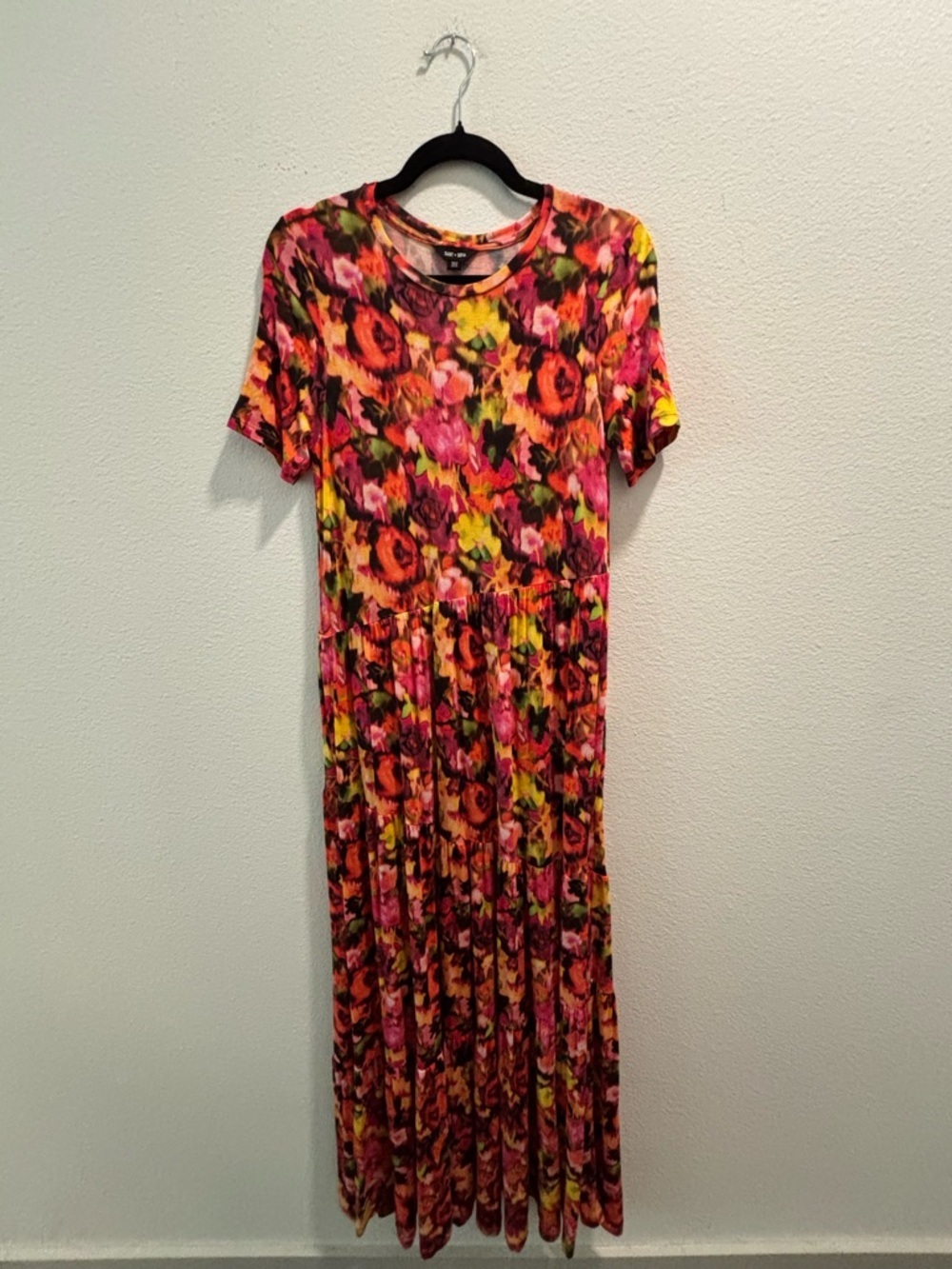 Saint + Sofia Floral Short-Sleeve Tiered Maxi Dress, size US 4